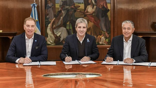 Obras par Neuquén: Diego Santilli, Toto Caputo y Rolando Figueroa