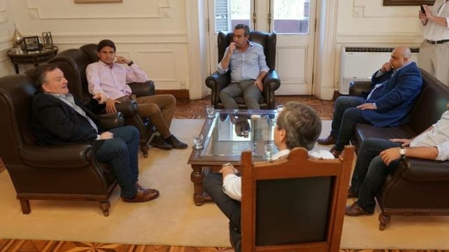 el fuego amigo que coquetea con arrebatarle la presidencia a lifschitz