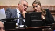 Carlos Arce y Sonia Rojas Decut, la dupla misionera que le dio una manito a CFK y al Gobierno. Carlos Arce y Sonia Rojas Decut, la dupla misionera que le dio una manito a CFK y al Gobierno.