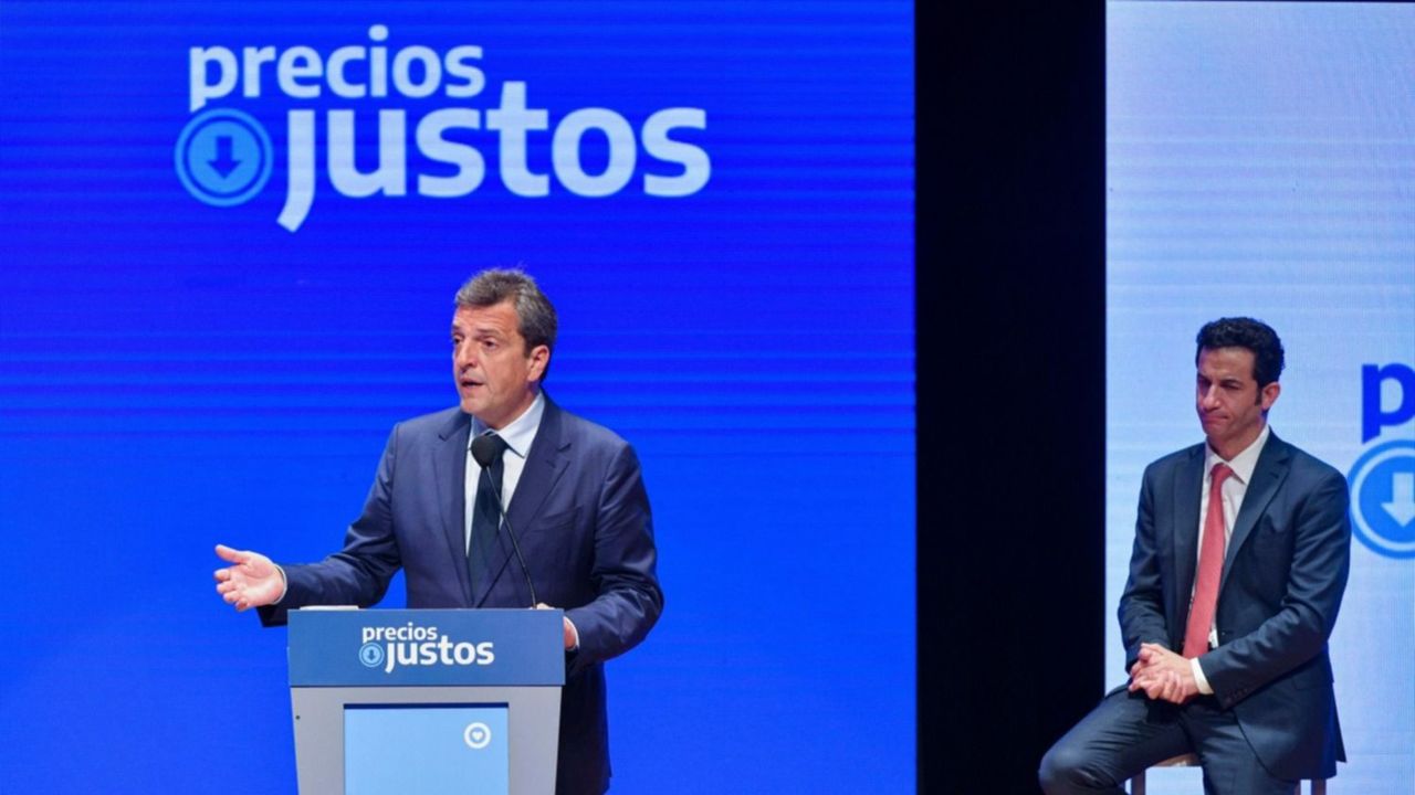 Pobreza franciscana: el Círculo Rojo ata la suba del dólar blue a la inflación