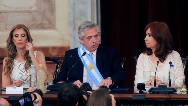 de puno y letra: el discurso para el congreso que escribe fernandez en coautoria con beliz