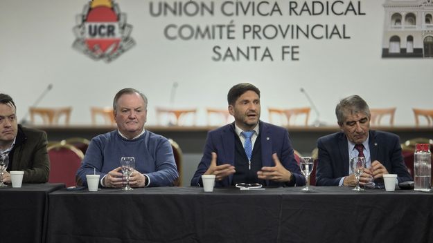 Joaquin Blanco y Fabian Bastía, dos que suenan para conducir el bloque de Unidos en la reforma constitucional de Santa Fe, junto a Maximiliano Pullaro y Felipe Michlig, quien sería el presidente de la Convención.