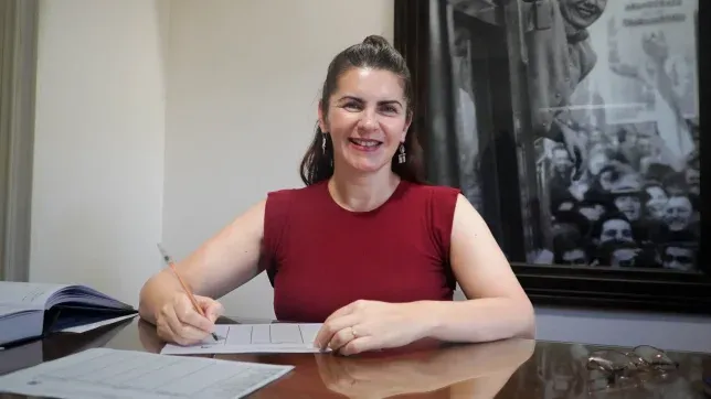 Mariel Fernández gobernadora: entre la mochila del Movimiento Evita y la cara de la renovación