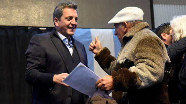 massa primereo con la licitacion del 5g; milei y jxc recalculan pensando en el 10d