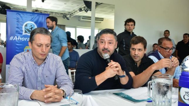 alerta entre los intendentes del pj por el fantasma golpista que agita cambiemos