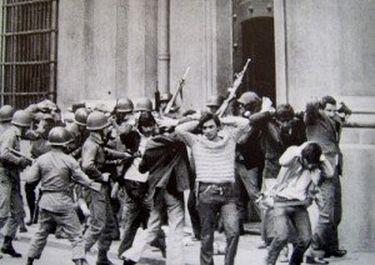 “Nosotros entrábamos a trabajar con el fusil en la espalda en el 76”