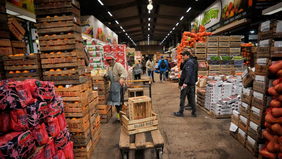 Productores del Mercado Central rechazan la idea de importar frutas y verduras