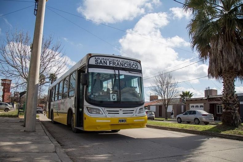 El servicio de transporte urbano de San Francisco es utilizado mayoritariamente por estudiantes.