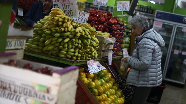 La inflación recalentó en julio, antes de la suba del dólar.