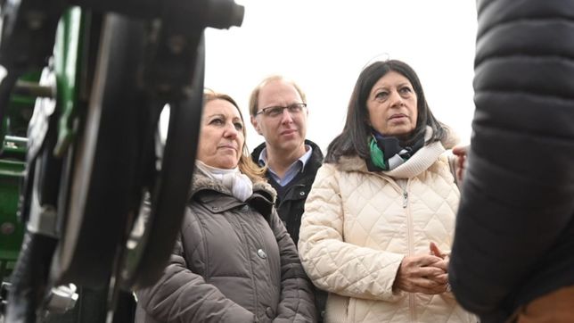 dos caras conocidas y un ganadero, las cartas del ps para seducir al campo