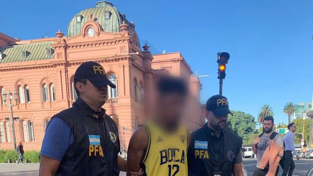 un hombre intento ingresar a la casa rosada con un machete: soy dios y voy a matar al presidente, afirmo
