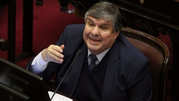 El oficialismo pidió auditar la deuda contraída durante la era macrista