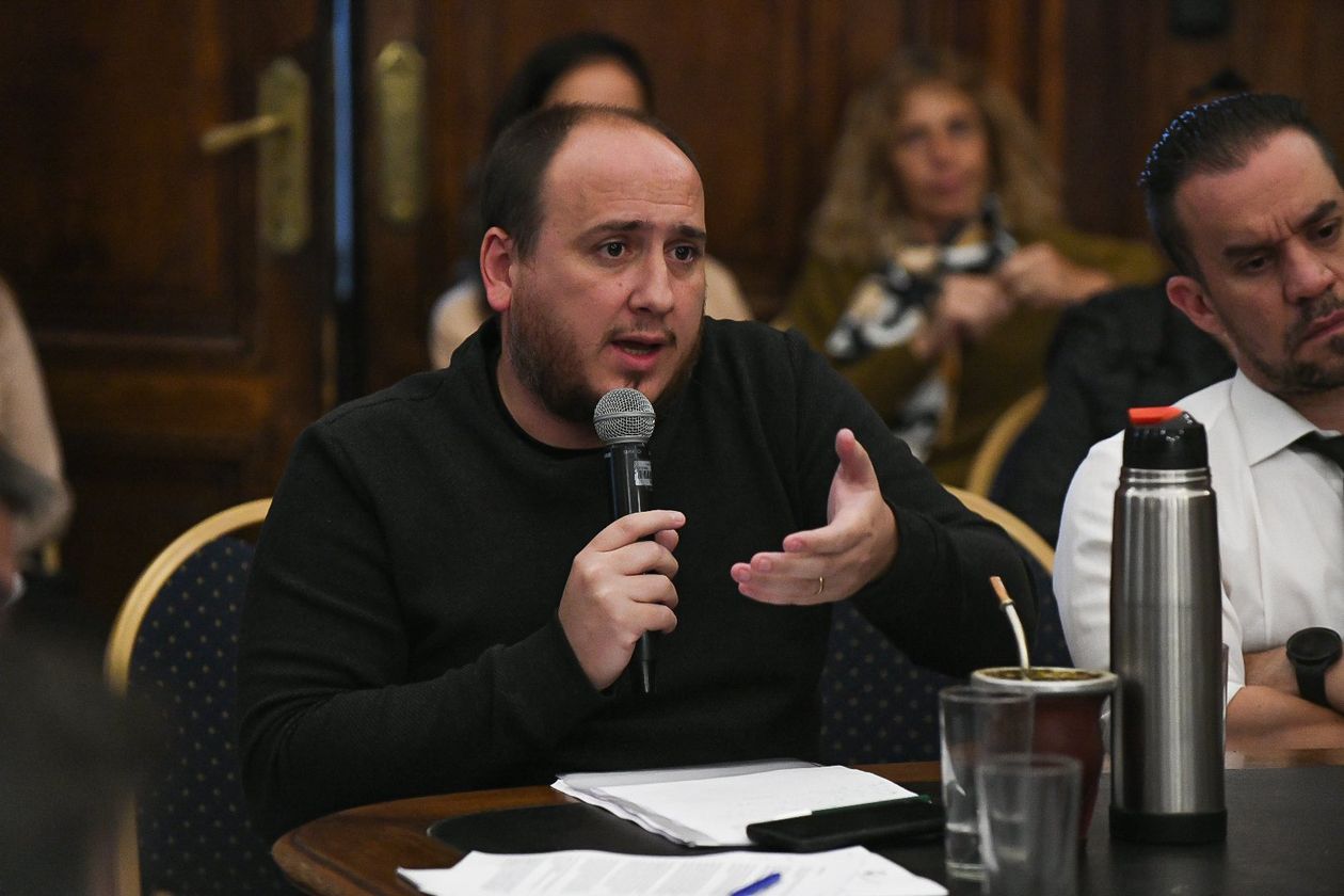 Juan Pablo Modarelli, presidente del bloque de UP en la Legislatura