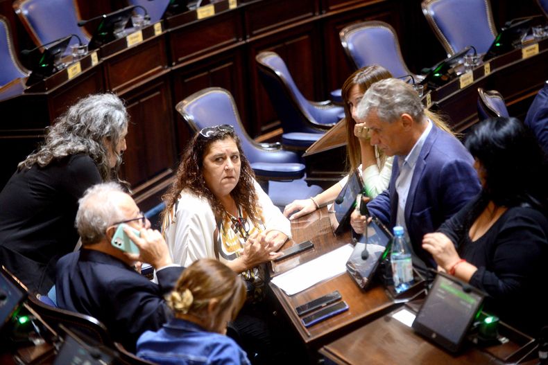 Susana Gonzlez y parte del bloque que responde a Axel Kicillof