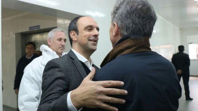 corral chapea el favoritismo de macri para evitar una interna en santa fe