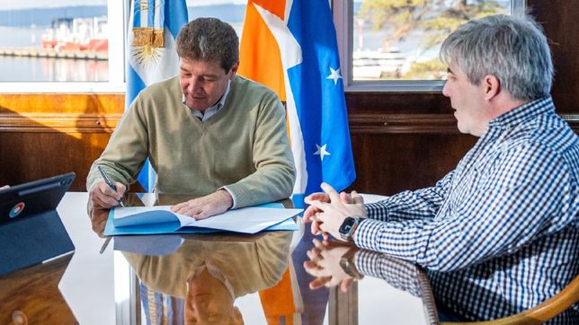 Gustavo Melella estira el veto que rechaza la reforma constitucional