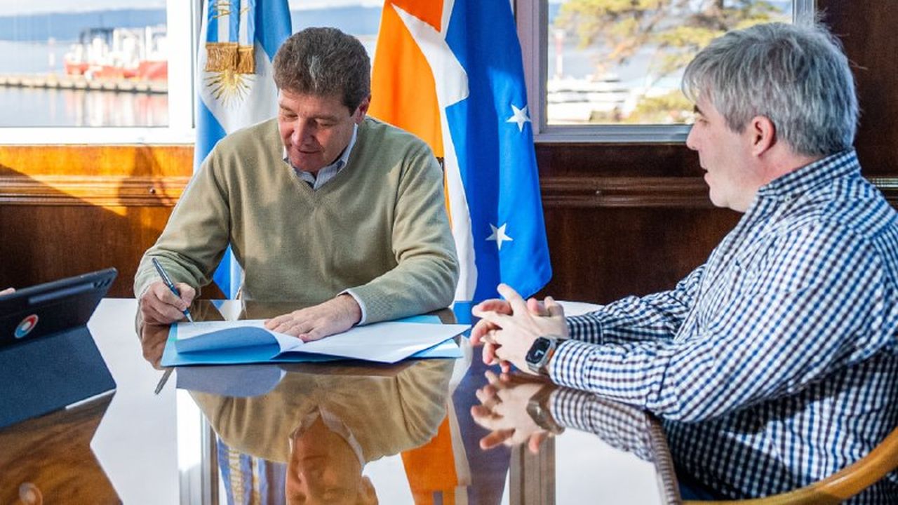Gustavo Melella estira el veto que rechaza la reforma constitucional