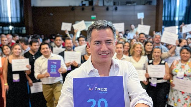 Gabriel Bornoroni, de gira por el interior de Córdoba.