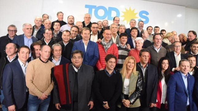 un juez suspendio la ley que limita las reelecciones en buenos aires