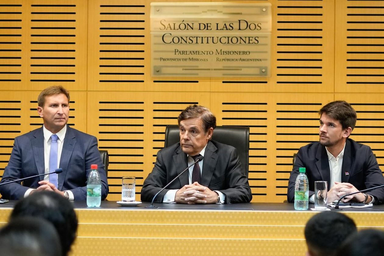 Carlos Rovira, Sebastián Macías y Lucas Romero Spinelli en el encuentro del jueves.&nbsp;