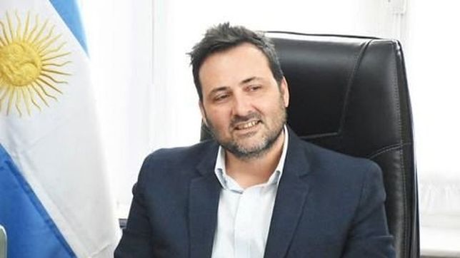 aiola: ?vemos con buenos ojos la llegada de dirigentes como facundo manes? aiola: ?vemos con buenos ojos la llegada de dirigentes como facundo manes?