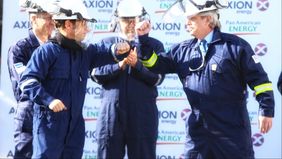 Kicillof presiona para ingresar al selecto club de las provincias petroleras