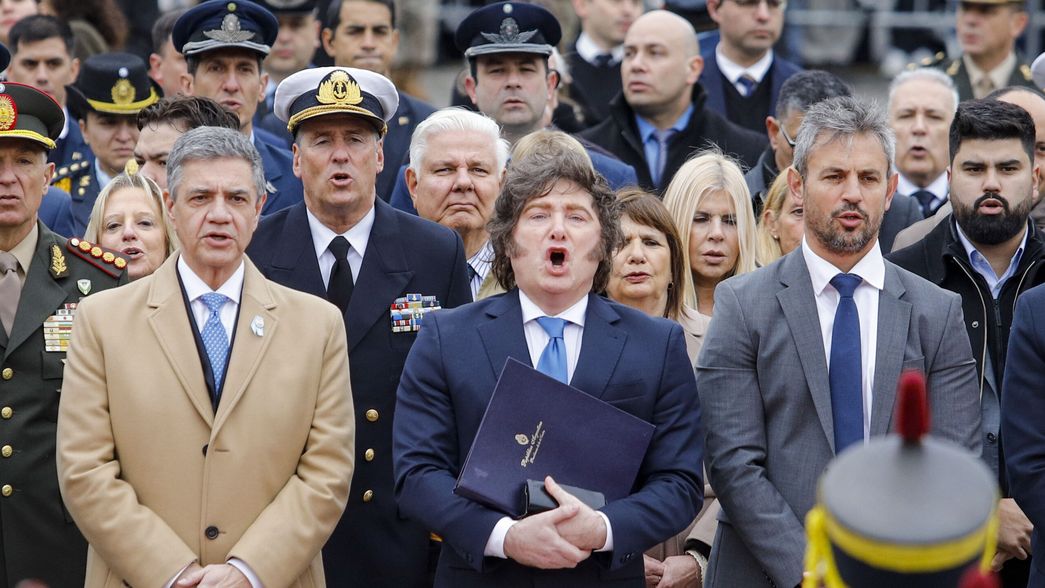 Javier Milei y Jorge Macri. Todos unidos cantaremos.