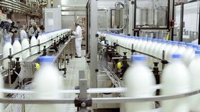 La industria lechera advierte que “no es posible” otorgar subas salariales