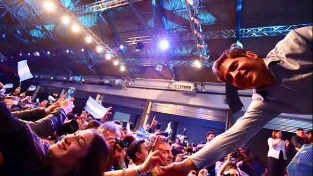 el twitter bonaerense, espejo de los animos de ganadores y perdedores