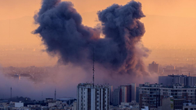 Teherán no tiene tregua bajo el fuego de Estados Unidos e Israel (foto: Atta Kenare/AFP/Getty Images). Teherán no tiene tregua bajo el fuego de Estados Unidos e Israel (foto: Atta Kenare/AFP/Getty Images).
