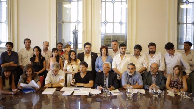 el kirchnerismo denuncio a macri y aguad por perdonarle la deuda del correo a franco