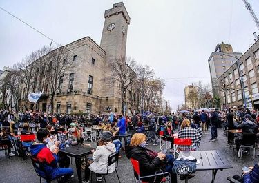 Mar del Plata presiona a Kicillof con una prueba piloto para abrir cafeterías