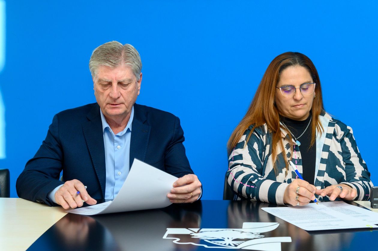 Mónica Curutchet junto al gobernador Sergio Ziliotto: una relación 