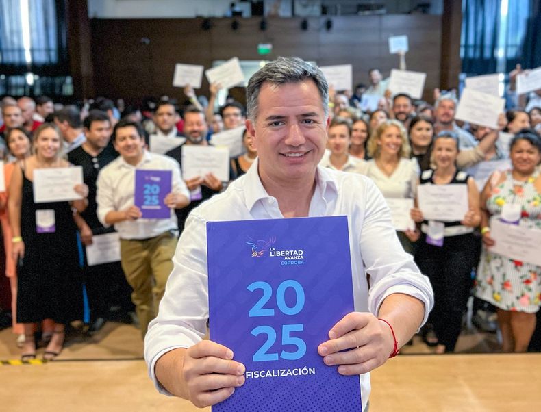 Gabriel Bornoroni, de gira por el interior de Córdoba.