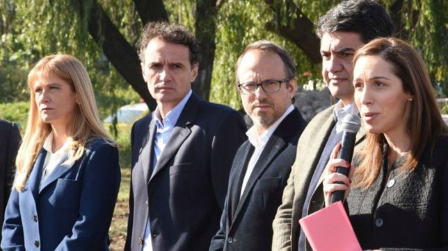 el gobierno apunta a los intendentes del pj para darle fondos extra a vidal