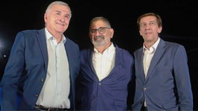 El intendente de San Salvador de Jujuy, Chuli Jorge, junto al gobernador Carlos Sadir y su antecesor, Gerardo Morales.&nbsp;