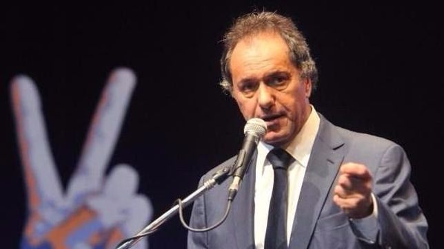 scioli vuelve al ruedo con una agenda intensa y fuerte sello pj