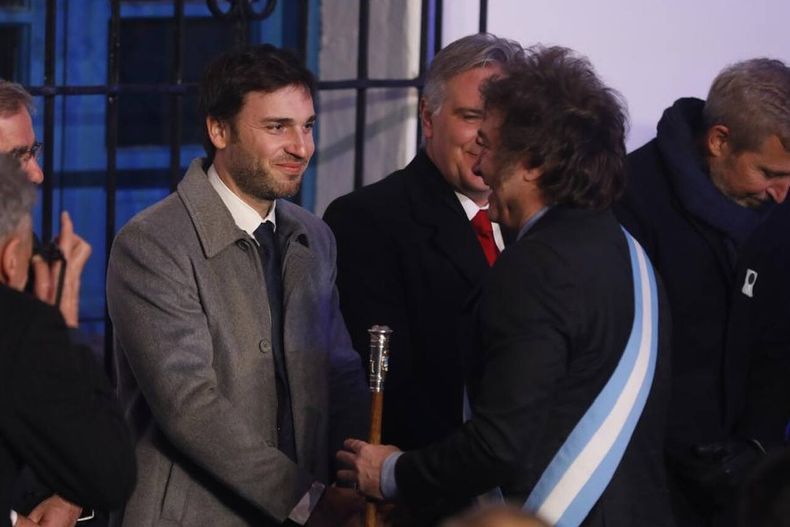 Javier Milei, junto a Ignacio Torres y Martín Llaryora.