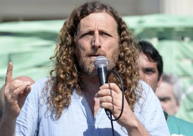 Efecto docentes: los estatales le exigen a Vidal reabrir sus paritarias