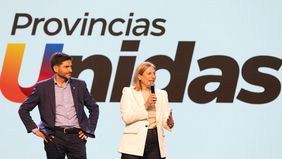 Junto a Pullaro, Gisela Scaglia hizo campaña en Rosario y mensajeó a Macri: Mi jefe no está en Buenos Aires