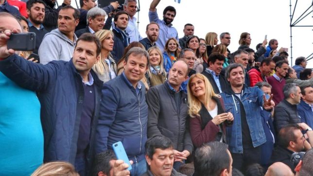 el lado b(onaerense) de merlo: el enigma massa y la vigilia de los intendentes