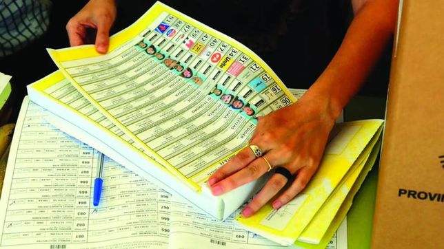En Santa Fe se vota con boleta única papel desde 2011.