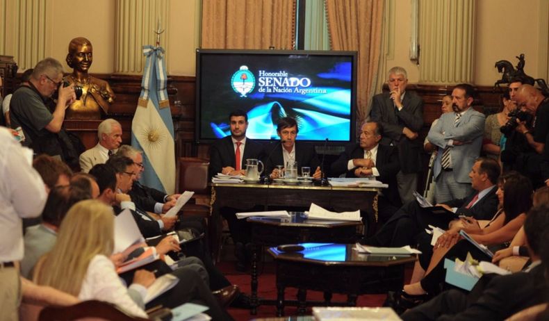 Comision DNU