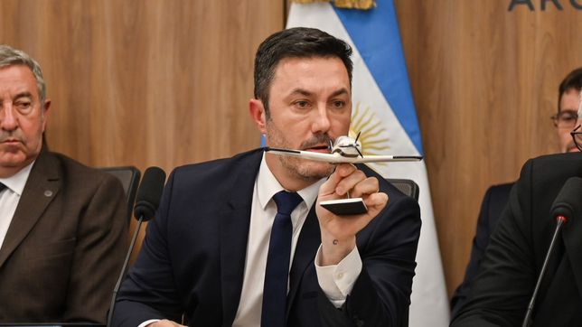 Luis Petri. 