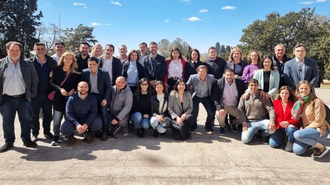 arde el pro en santa fe: dos sectores piden ampliar, pero angelini quiere consolidar jxc