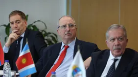 El gobernador de Misiones, Hugo Passalacqua, en una de sus últimas apariciones nacionales, en el CFI junto a Diego Santilli y su par santiagueño, Elías Suárez.&nbsp;