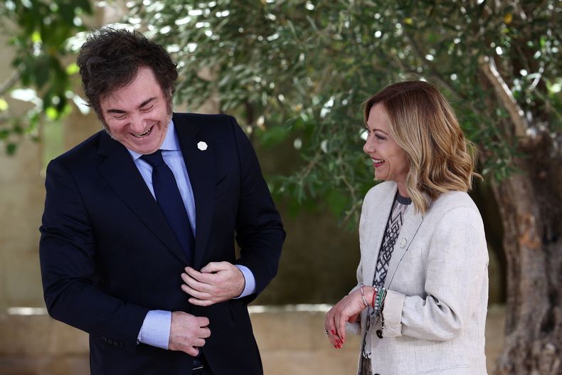 El dueño de Edesur pone en riesgo la relación Javier Milei - Giorgia Meloni