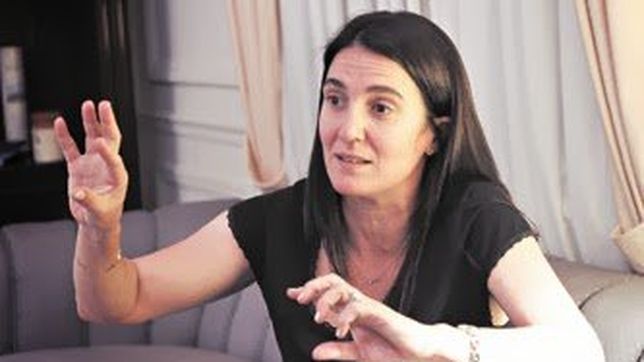 la ministra tiene otra camiseta