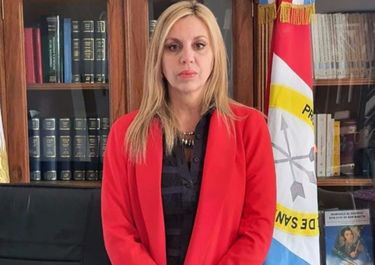 María de los Ángeles Sacnun se anota en el menú del peronismo para pelear por la gobernación de Santa Fe en 2027