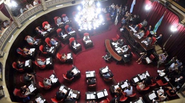 en tramite expres, vidal obtuvo permiso para su tercer mega endeudamiento